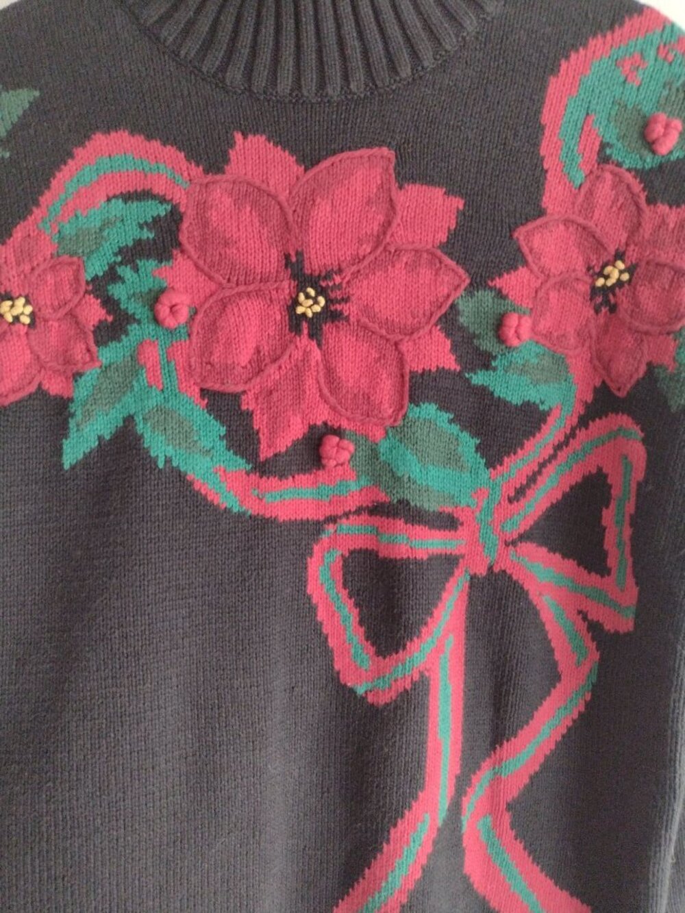 Vintage 90s Holiday Sweater L Pretty Bold Poinsettia Picone Sport Mock Neck - Picture 5 of 10